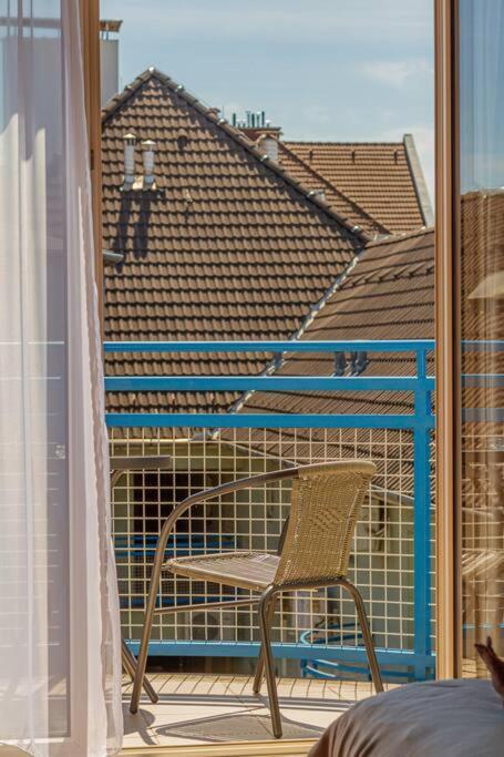 Roomy Apartment 80Sqm At City Center Free Parking Space, Ac & Balcony ブダペスト エクステリア 写真