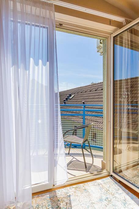 Roomy Apartment 80Sqm At City Center Free Parking Space, Ac & Balcony ブダペスト エクステリア 写真